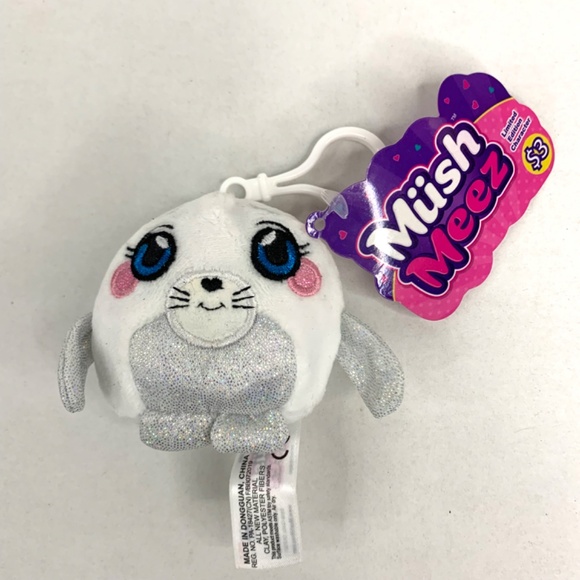 Bundle/Set MUSHMEEZ squeezable Assorted plush clip on toys, stocking stuffers - Picture 7 of 13